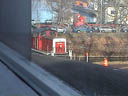 AM FENSTER.
(zoom 60kb)